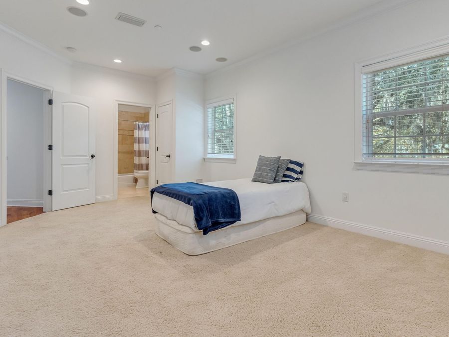 Property Image 84