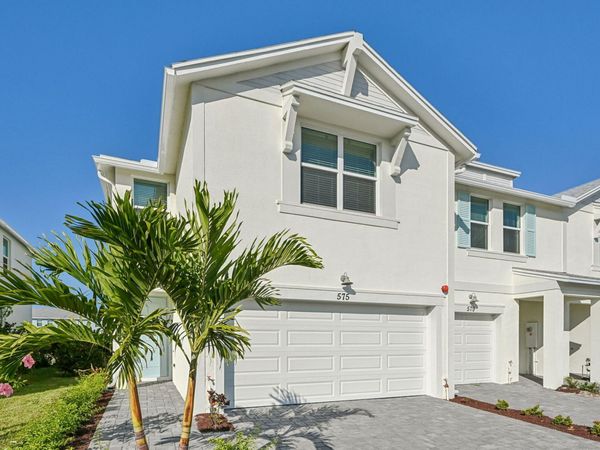 575 Salisbury Circle, Fort Pierce, FL 34982