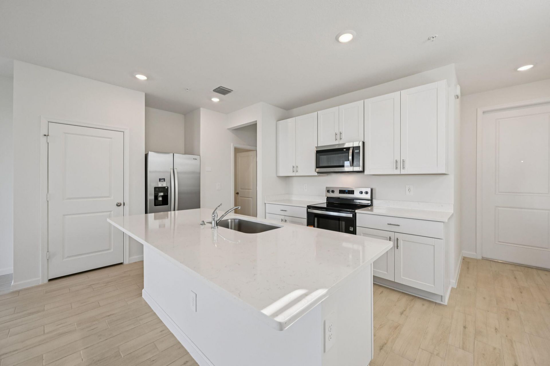 575 Salisbury Circle, Fort Pierce, FL 34982 Photo