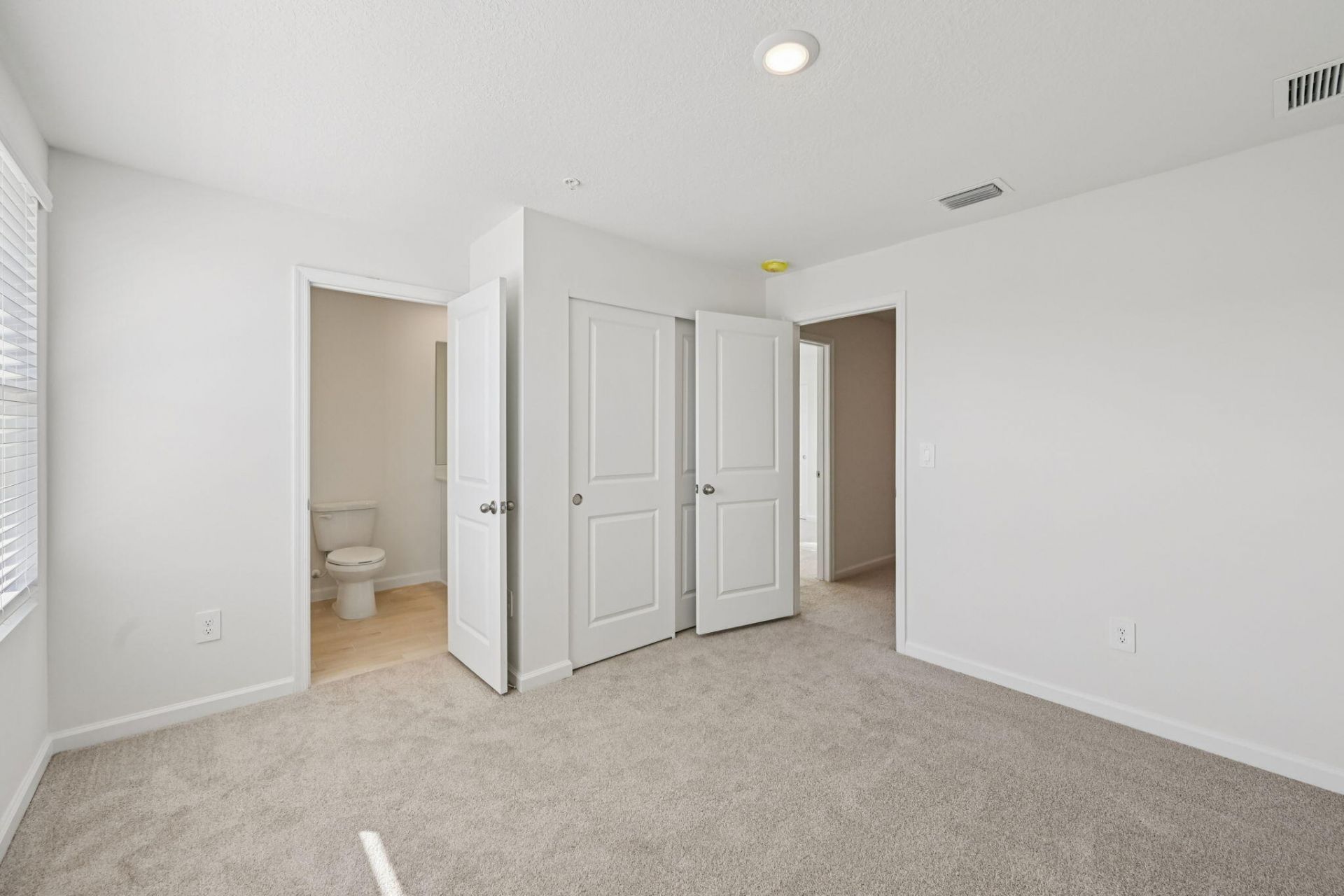 575 Salisbury Circle, Fort Pierce, FL 34982 Photo