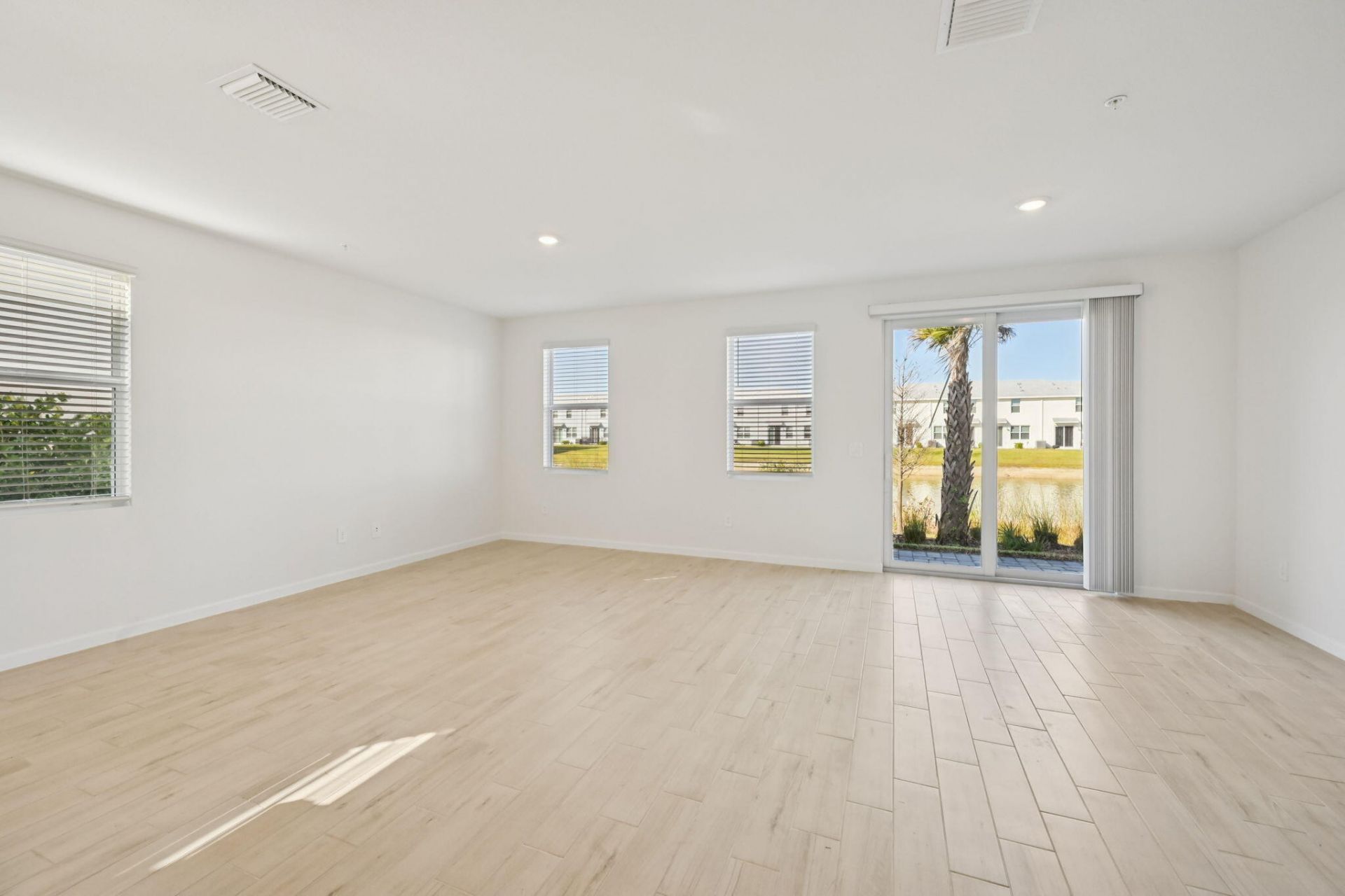 575 Salisbury Circle, Fort Pierce, FL 34982 Photo
