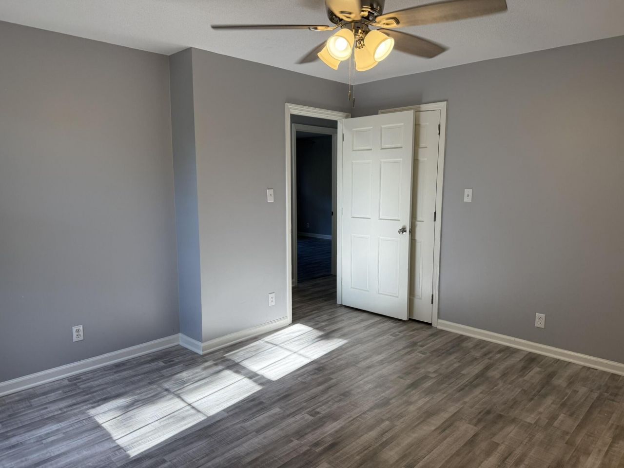 2655 Cordova Road Photo 13