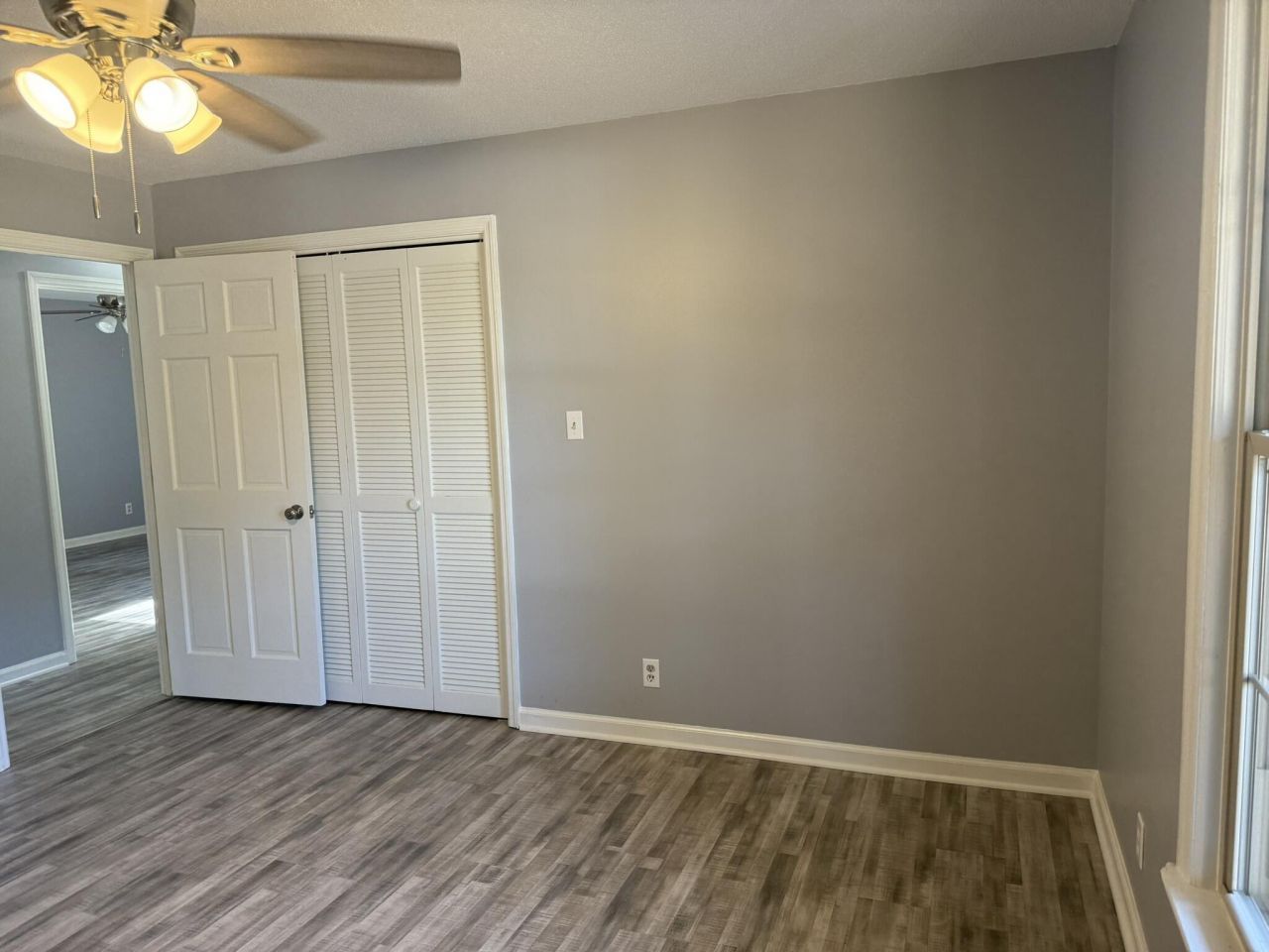 2655 Cordova Road Photo 24