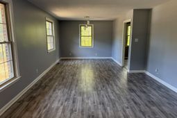 2655 Cordova Road photo 4