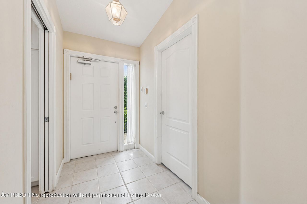 7885 Olympia Drive, Unit N/A, West Palm Beach, FL 33411 Photo