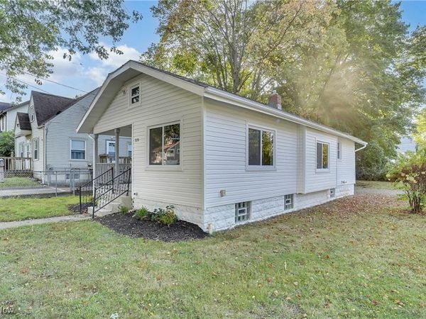 570 Mohawk Avenue, Akron, OH 44305