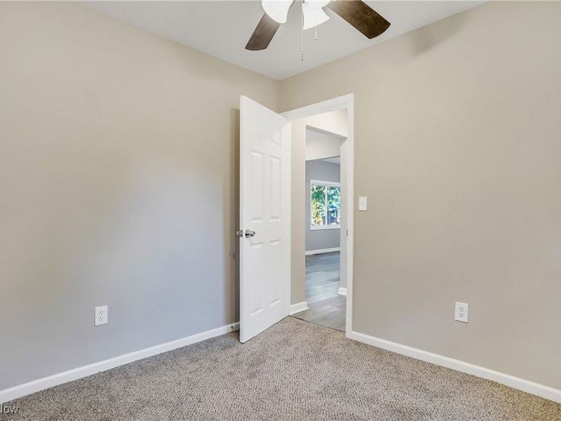 570 Mohawk Avenue, Akron, OH 44305 Photo 10