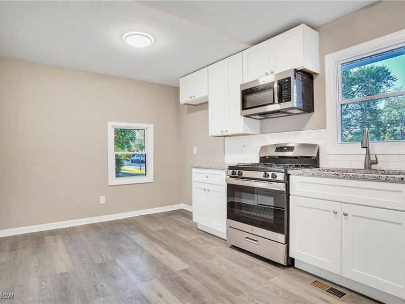 570 Mohawk Avenue, Akron, OH 44305 Photo 14