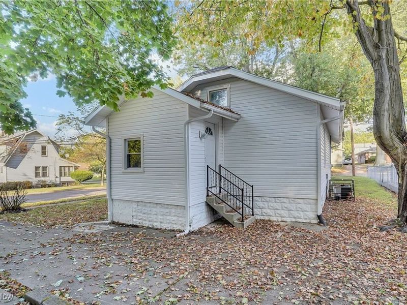 570 Mohawk Avenue, Akron, OH 44305 Photo 20