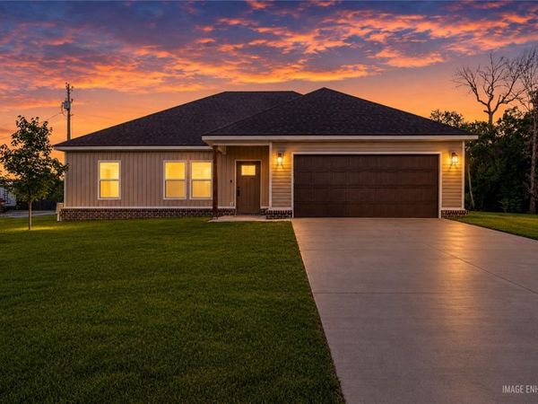 2 Wendike Lane, Bella Vista, AR 72715