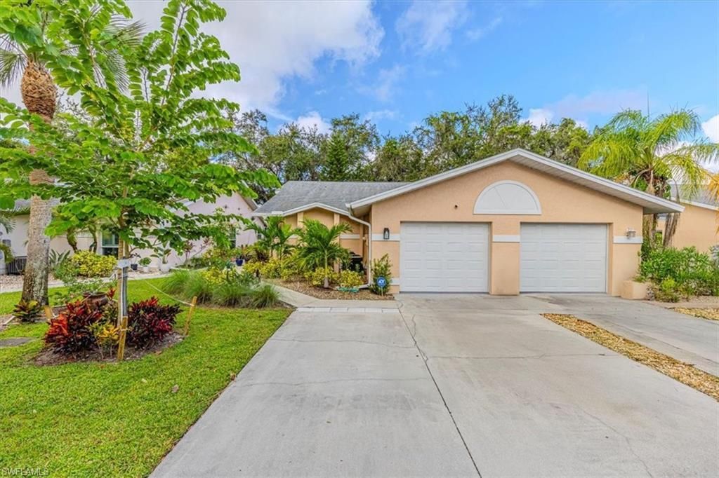 12249 Londonderry Ln, Bonita Springs, FL 34135 Photo