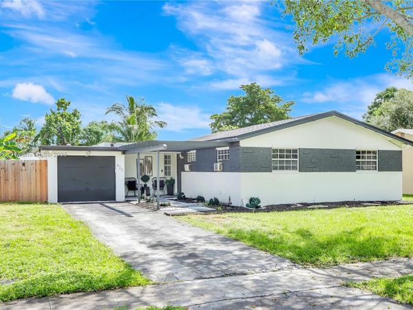 820 NW 67th Ave, Margate, FL 33063