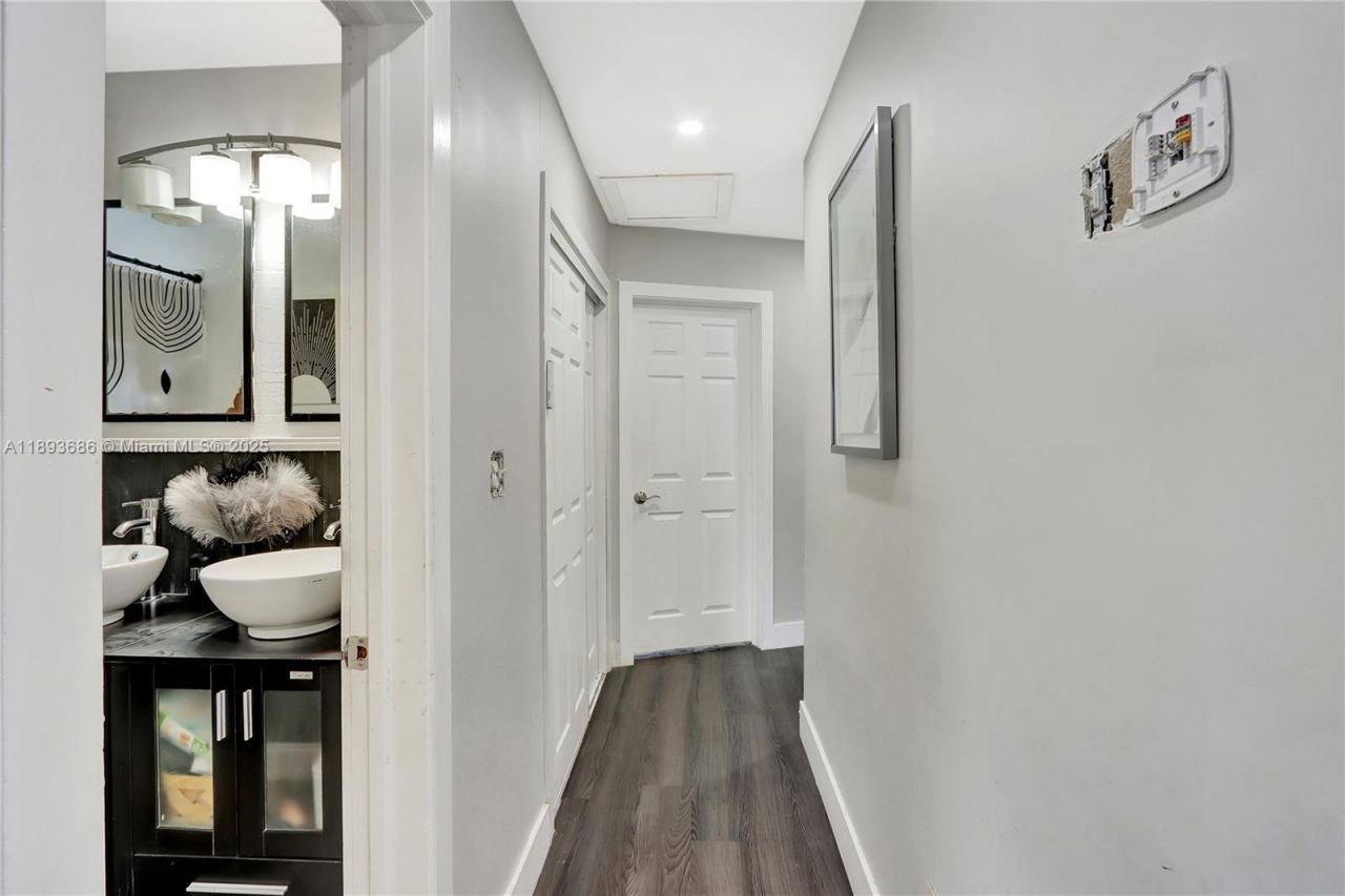 820 NW 67th Ave, Margate, FL 33063 Photo