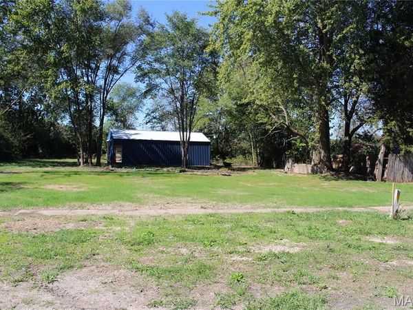 209 S Elm Street, Bellflower, MO 63333