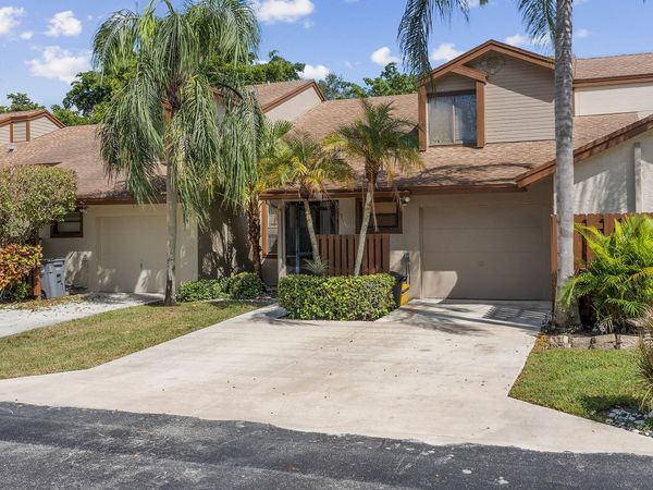 22384 Thousand Pines Lane, Boca Raton, FL 33428