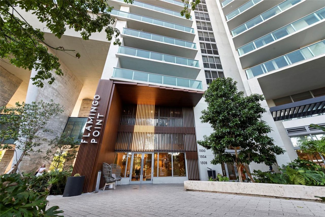 1500 Bay Rd, Unit 1122S, Miami Beach, FL 33139 Photo