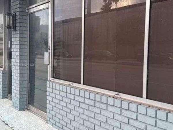 5245 NW 36th St, 5249 unit, Miami Springs, FL 33166