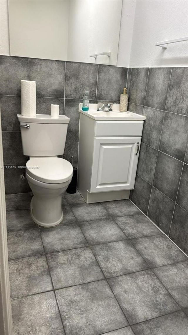 5245 NW 36th St, Unit 5249 unit, Miami Springs, FL 33166 Photo