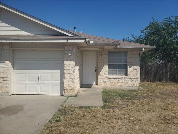 2221 Creekside LN, Unit B, Georgetown, TX 78626
