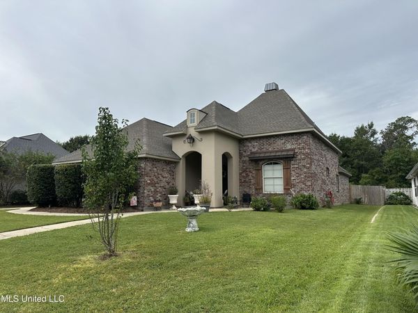 147 Sea Oaks Boulevard, Long Beach, MS 39560