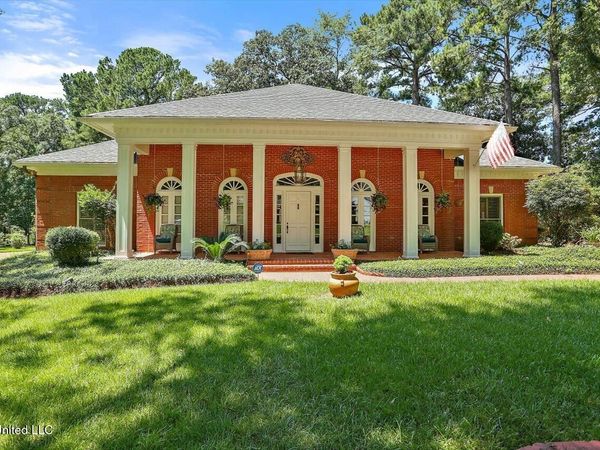 47 Avery Circle, Jackson, MS 39211