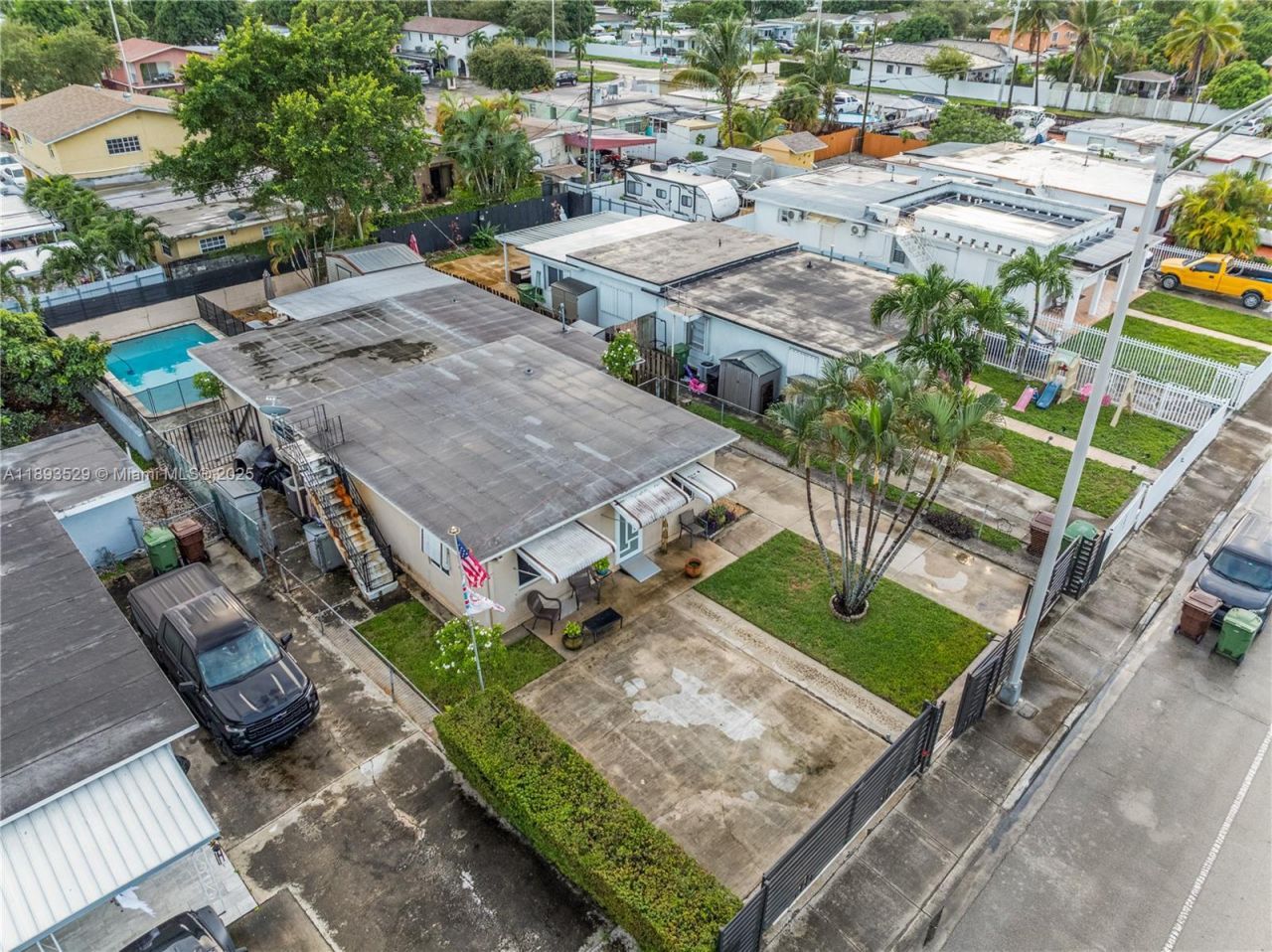 940 E 21st St, Hialeah, FL 33013 Photo