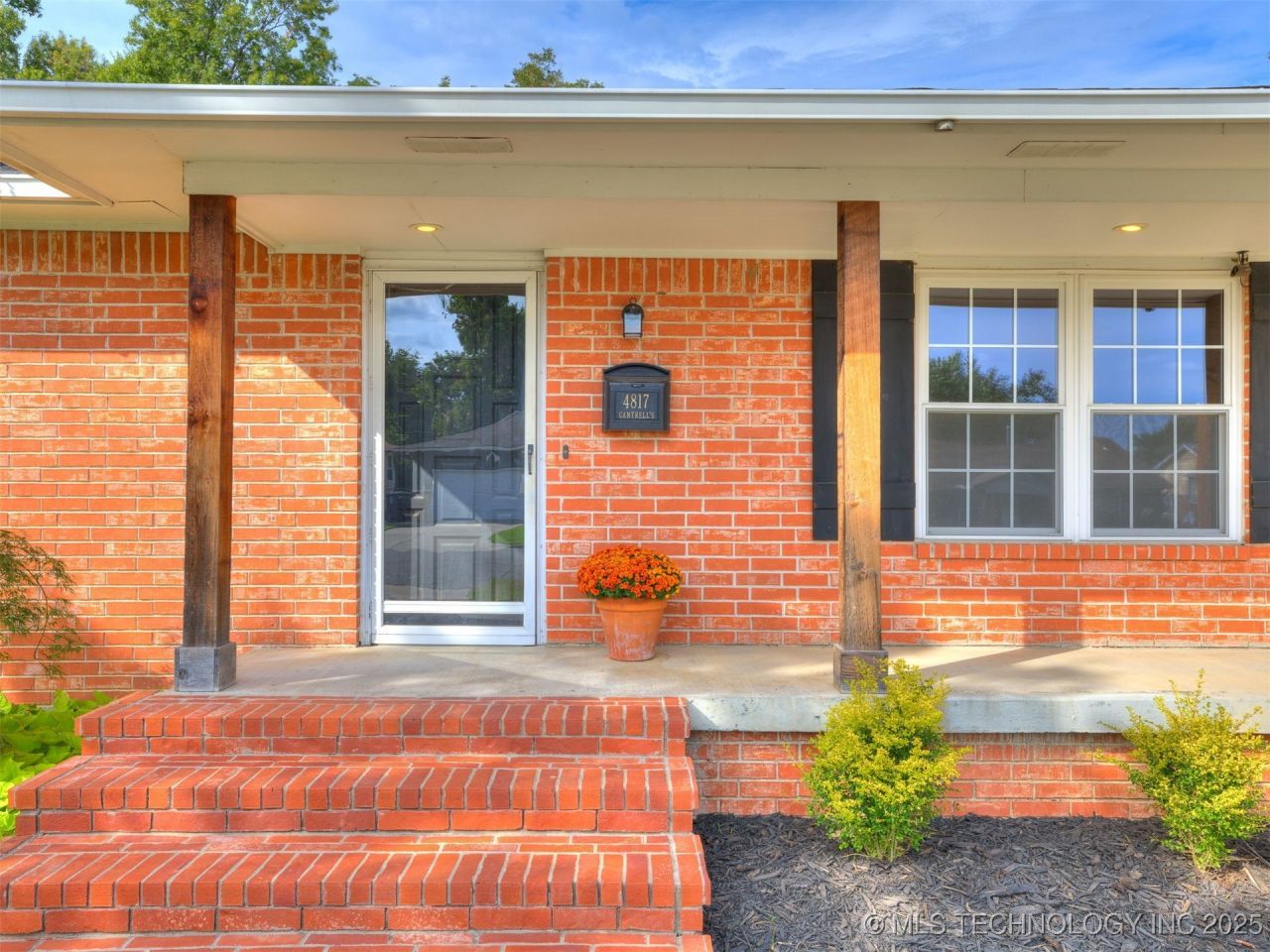 4817 E 25th Place Tulsa, OK 74114