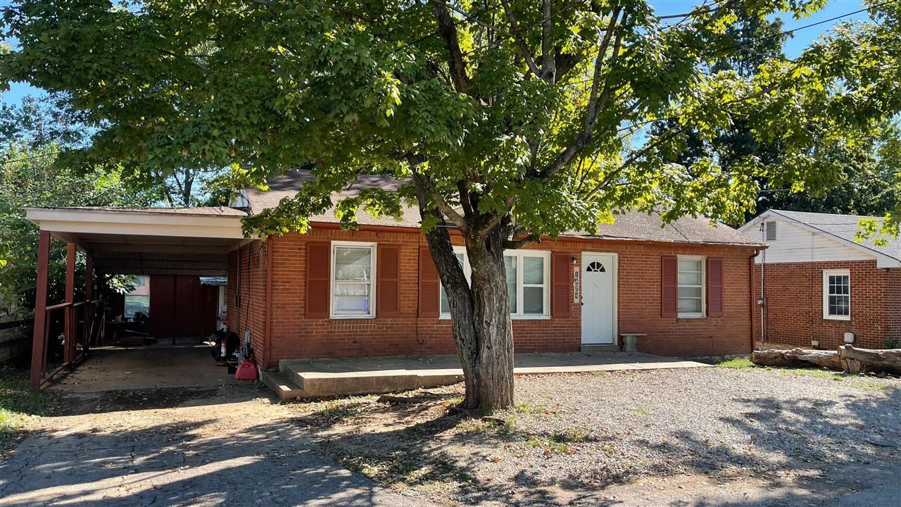 1424 Parkhurst Drive, Bowling Green, KY 42101 Main Photo
