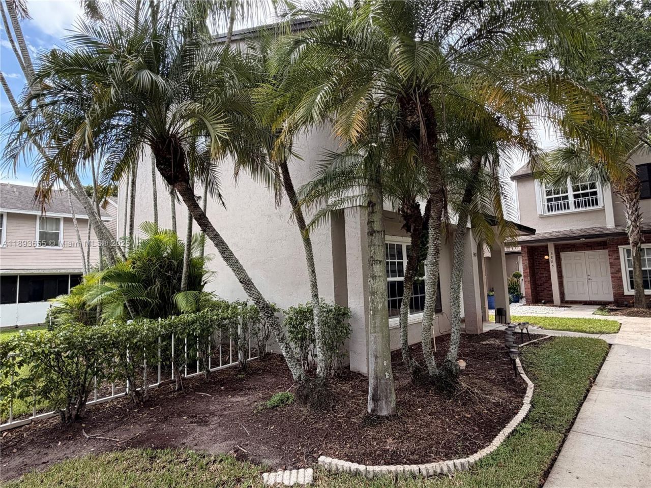 3801 NW 121st Ave, Sunrise, FL 33323 Photo