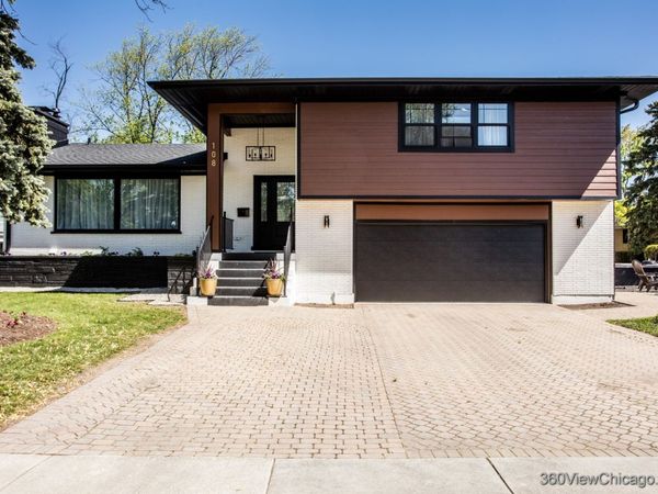 108 E Edgemont Lane, Park Ridge, IL 60068