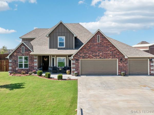 12860 N 44th East Avenue, Skiatook, OK 74070