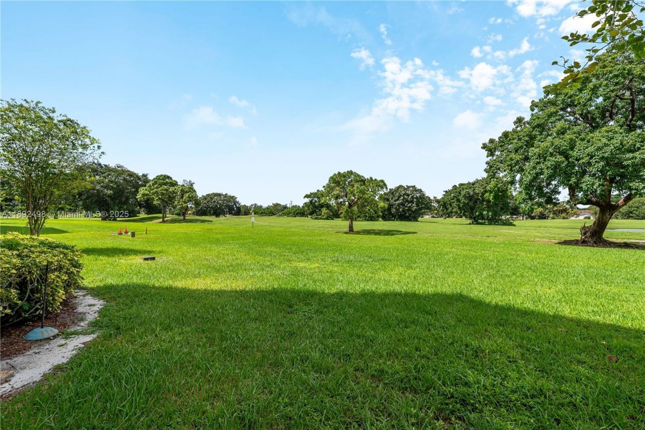 7300 Radice Ct, Unit 109, Lauderhill, FL 33319 Photo