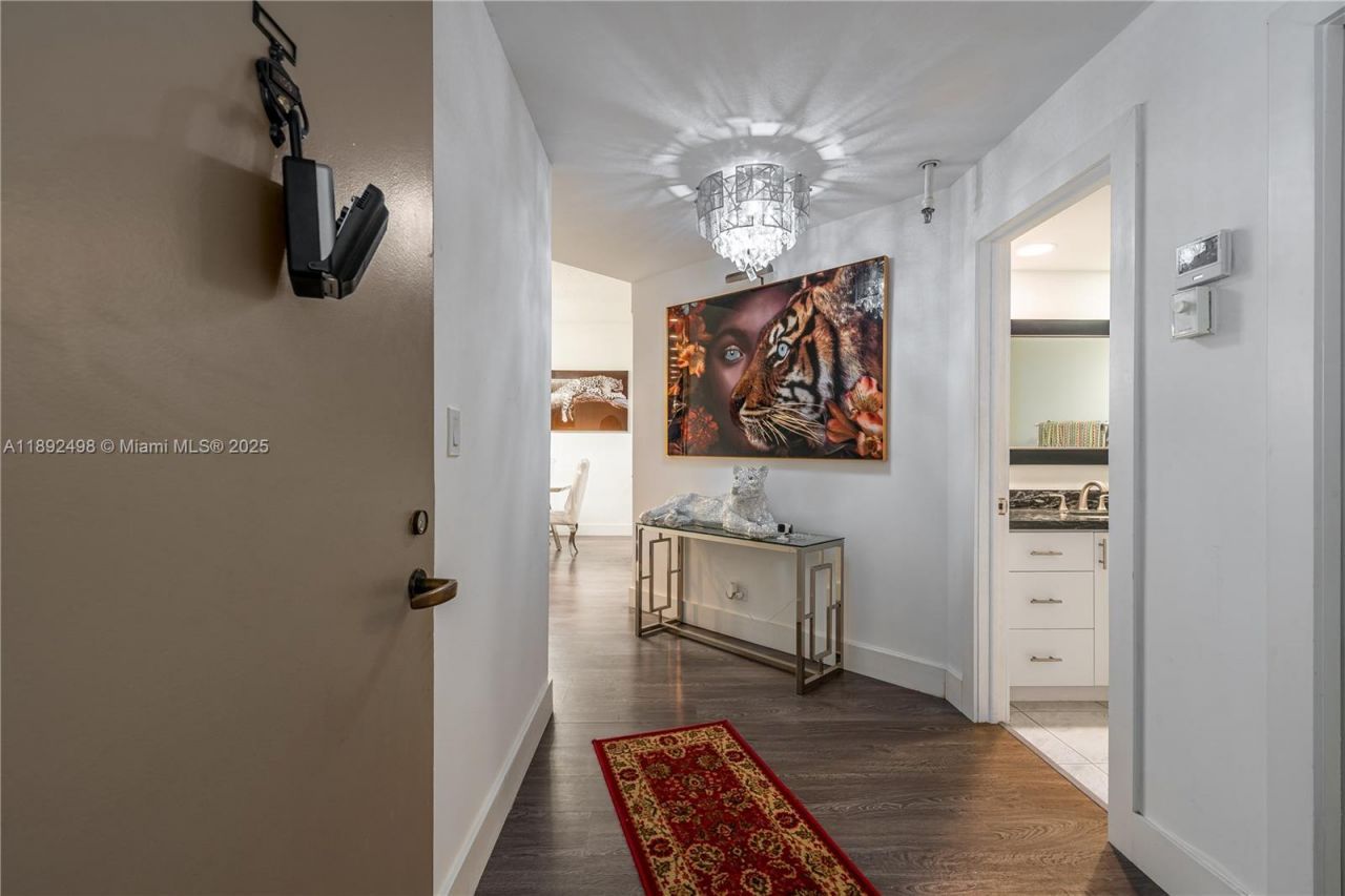 7300 Radice Ct, Unit 109, Lauderhill, FL 33319 Photo