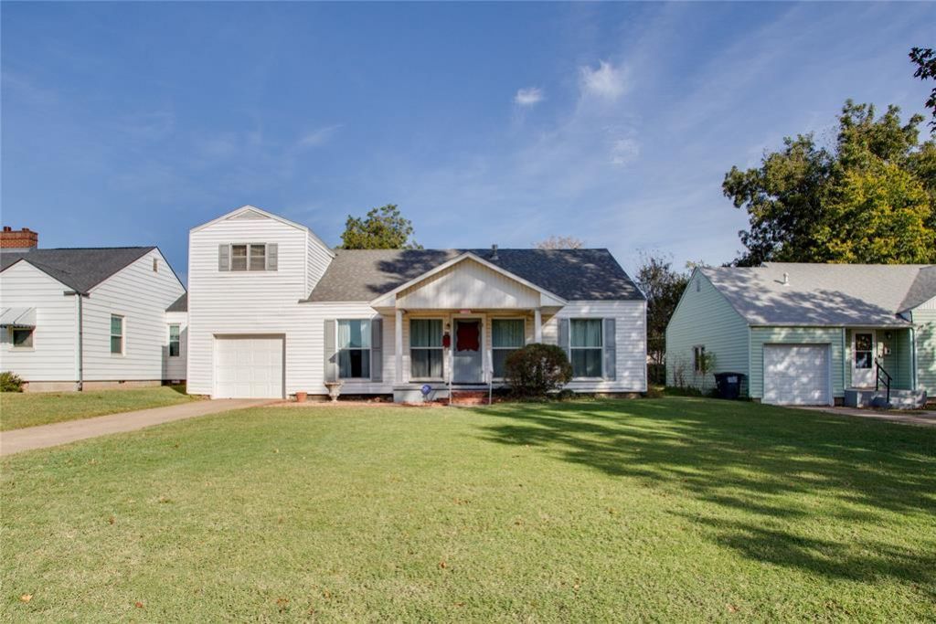 2202 W Maine Avenue, Enid, OK 73703 Main Photo