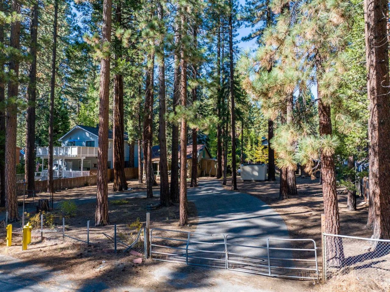 8529 Golden Avenue, Kings Beach, CA 89523 Photo