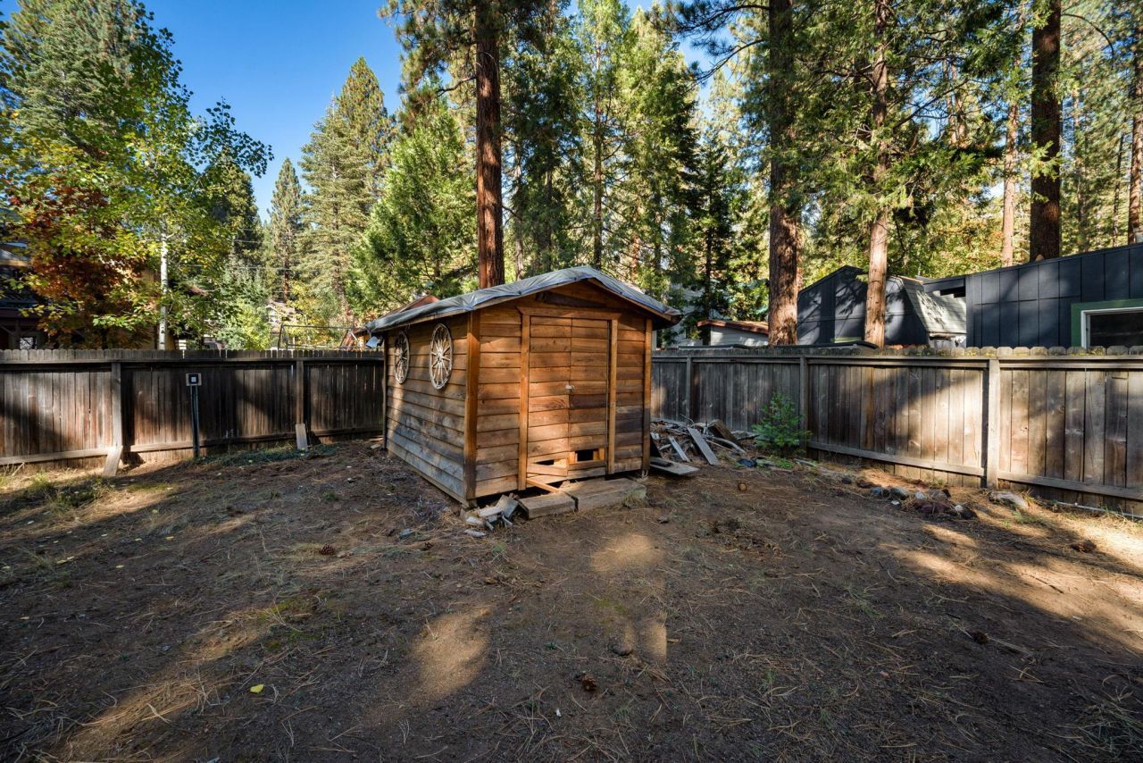 8529 Golden Avenue, Kings Beach, CA 89523 Photo