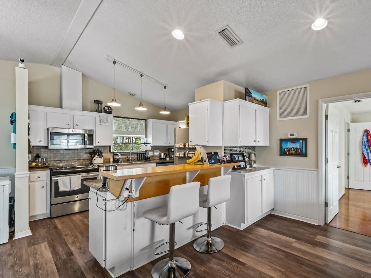 21 Shoreline Drive, Panacea, FL 32346 Photo