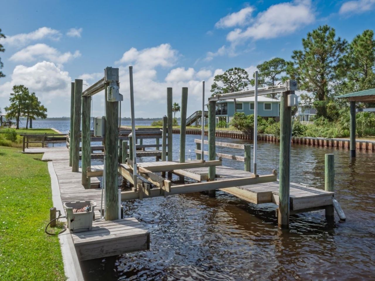 21 Shoreline Drive, Panacea, FL 32346 Photo