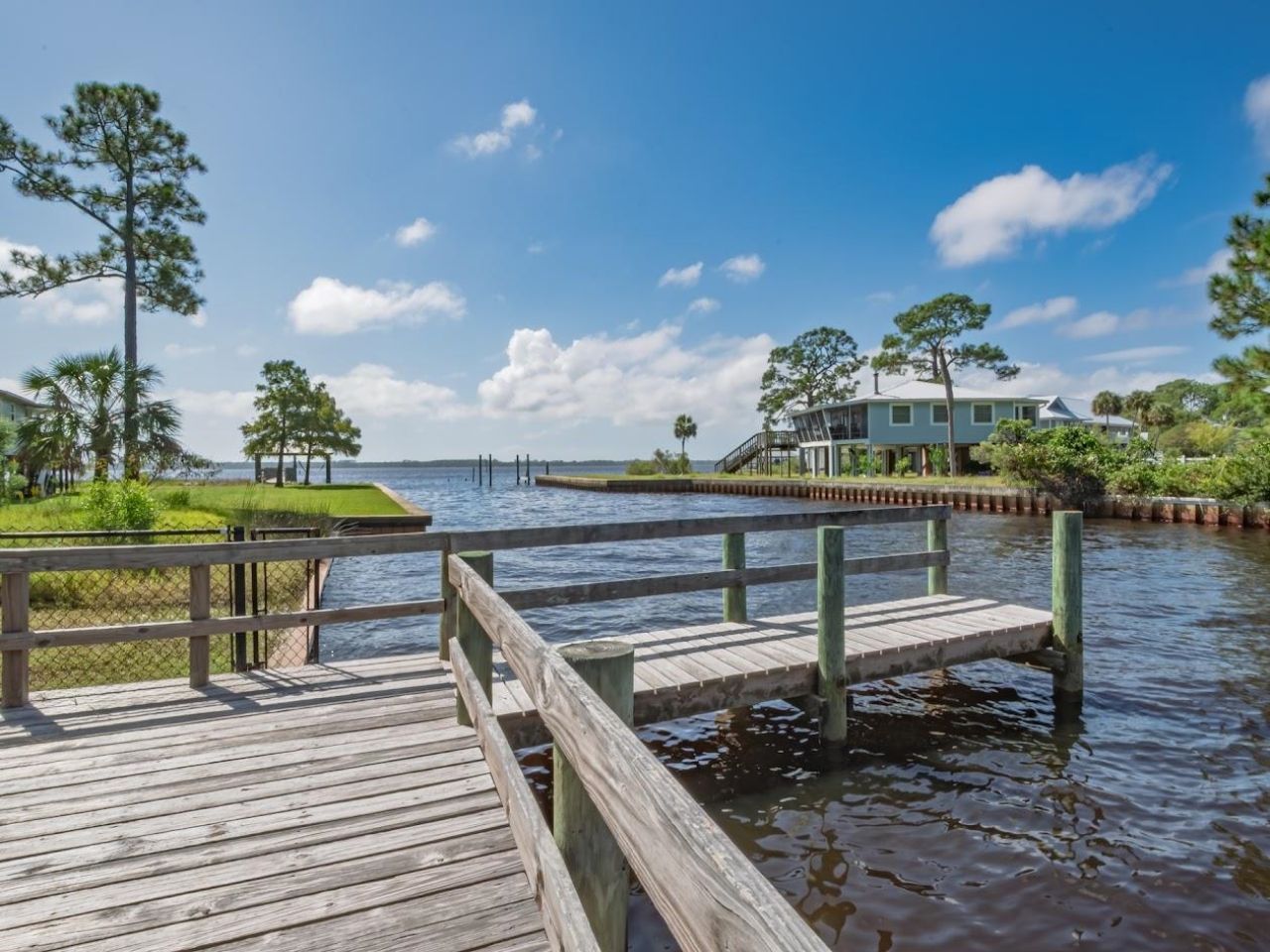 21 Shoreline Drive, Panacea, FL 32346 Photo