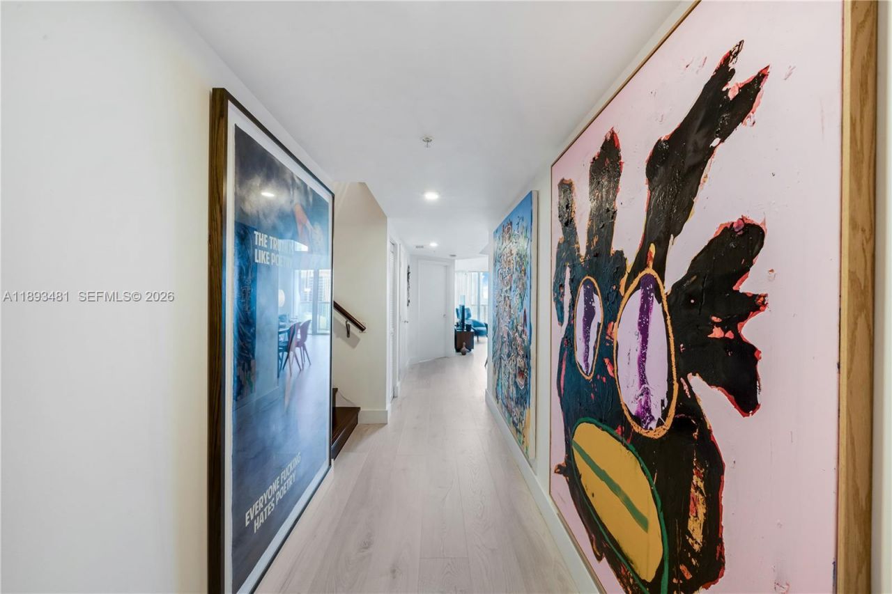 41 SE 5th St, Unit 1709, Miami, FL 33131 Photo