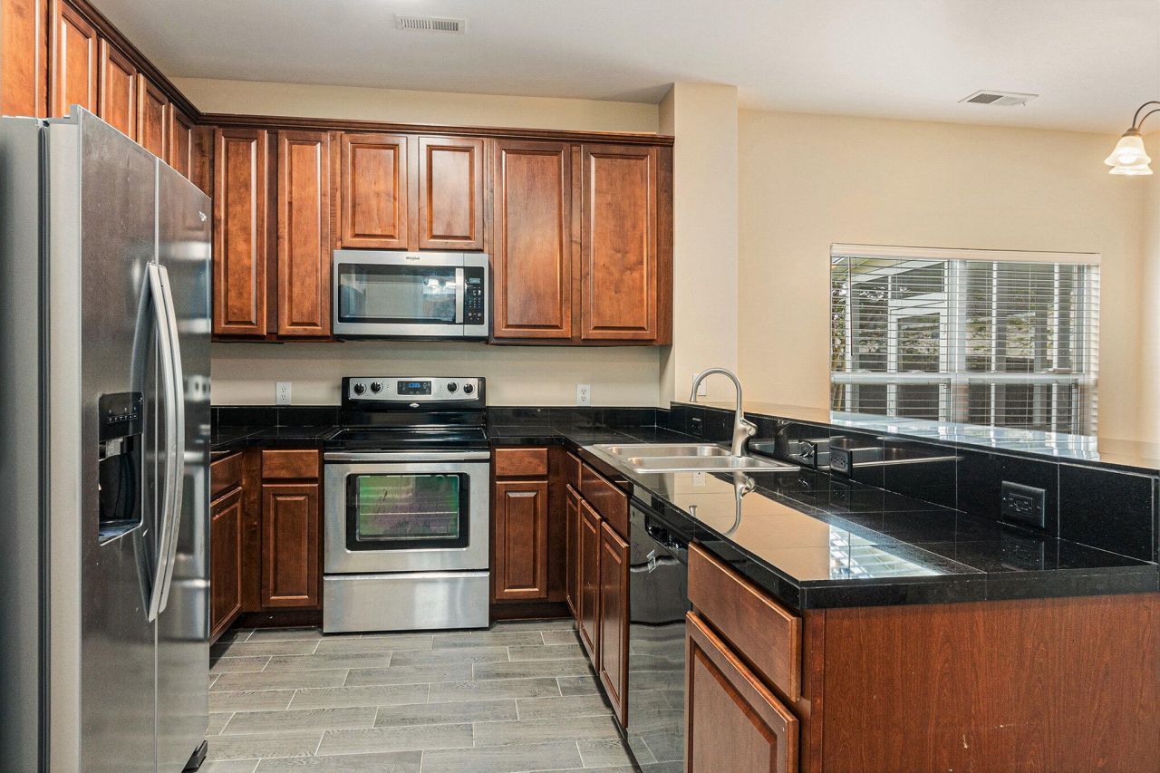 108 Summer View Road Photo 11