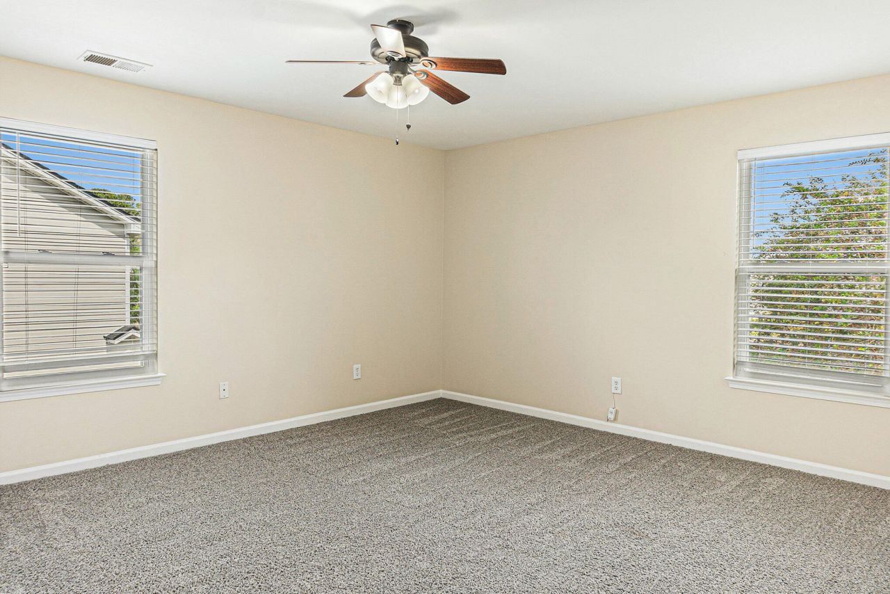 108 Summer View Road Photo 17