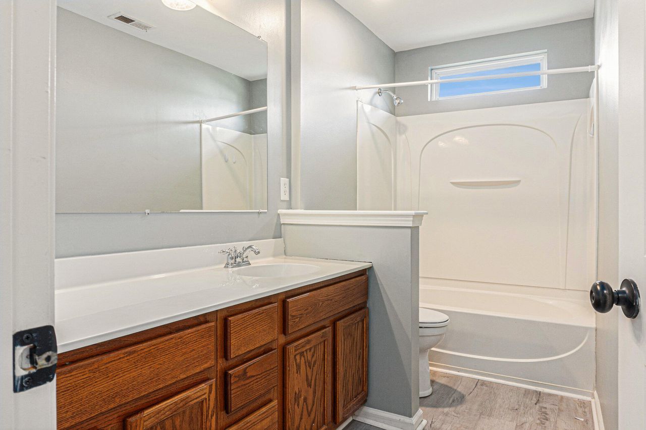 108 Summer View Road Photo 19