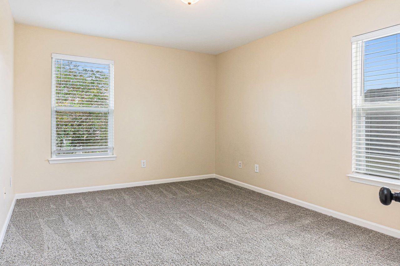 108 Summer View Road Photo 20