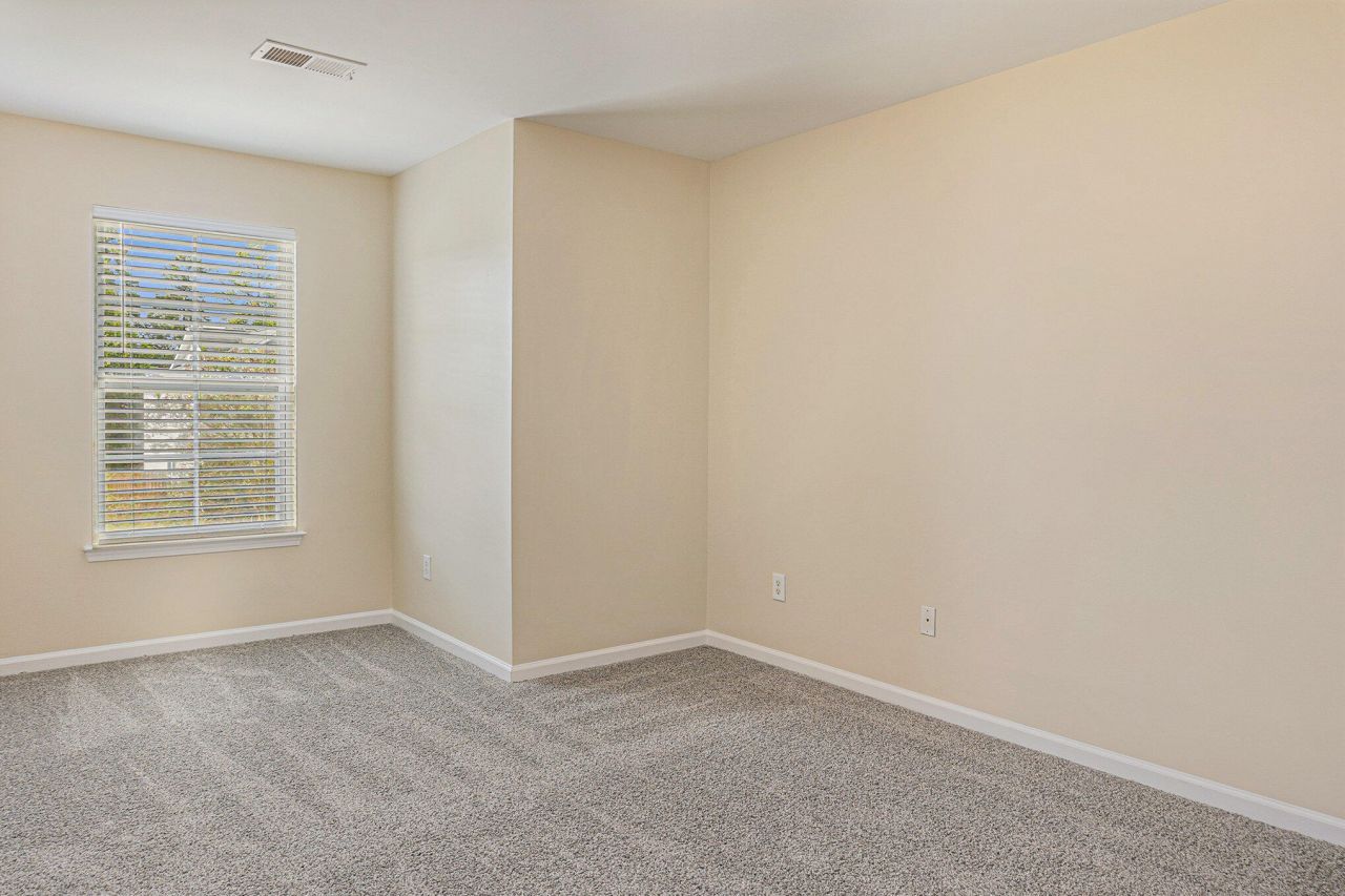 108 Summer View Road Photo 22