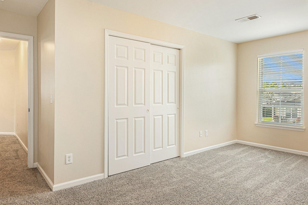 108 Summer View Road Photo 23