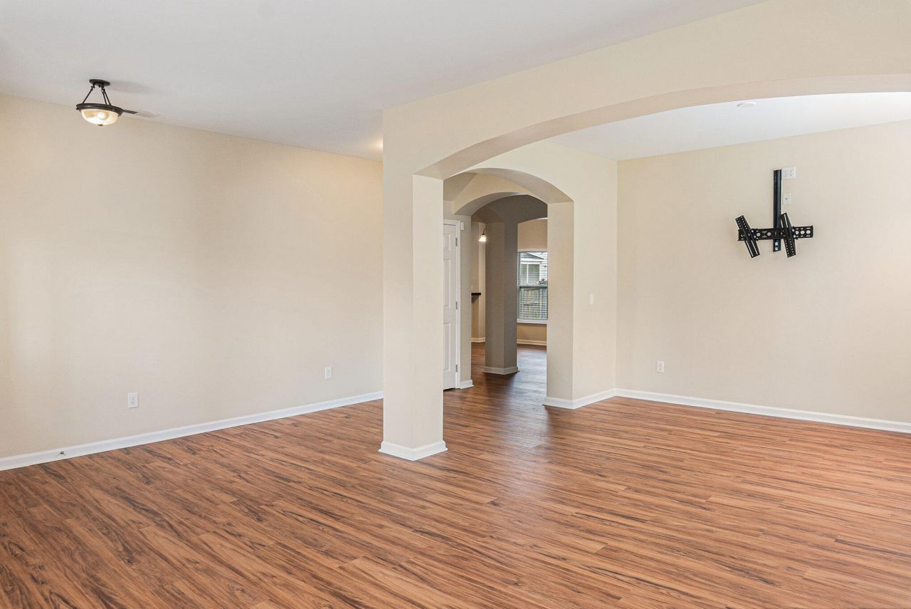 108 Summer View Road Photo 6