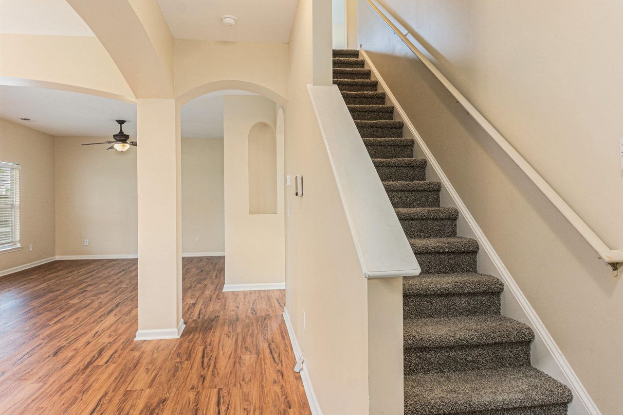 108 Summer View Road Photo 8