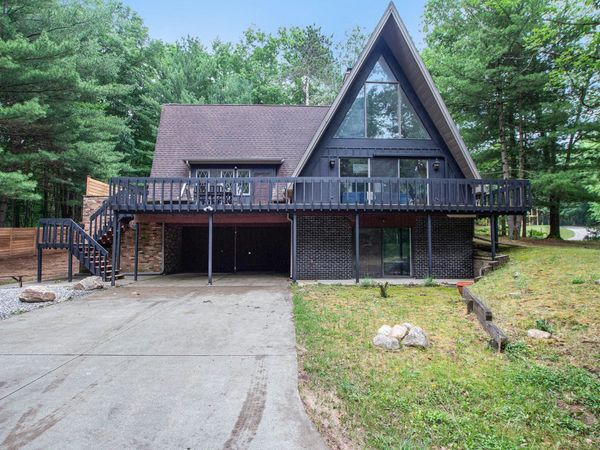 11969 Wellington Drive, Stanwood, MI 49346