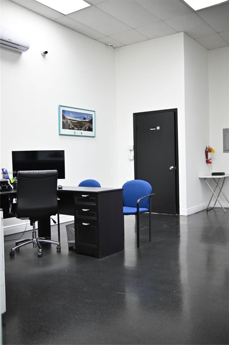 4200 NW 72nd Ave, Miami, FL 33166 Photo